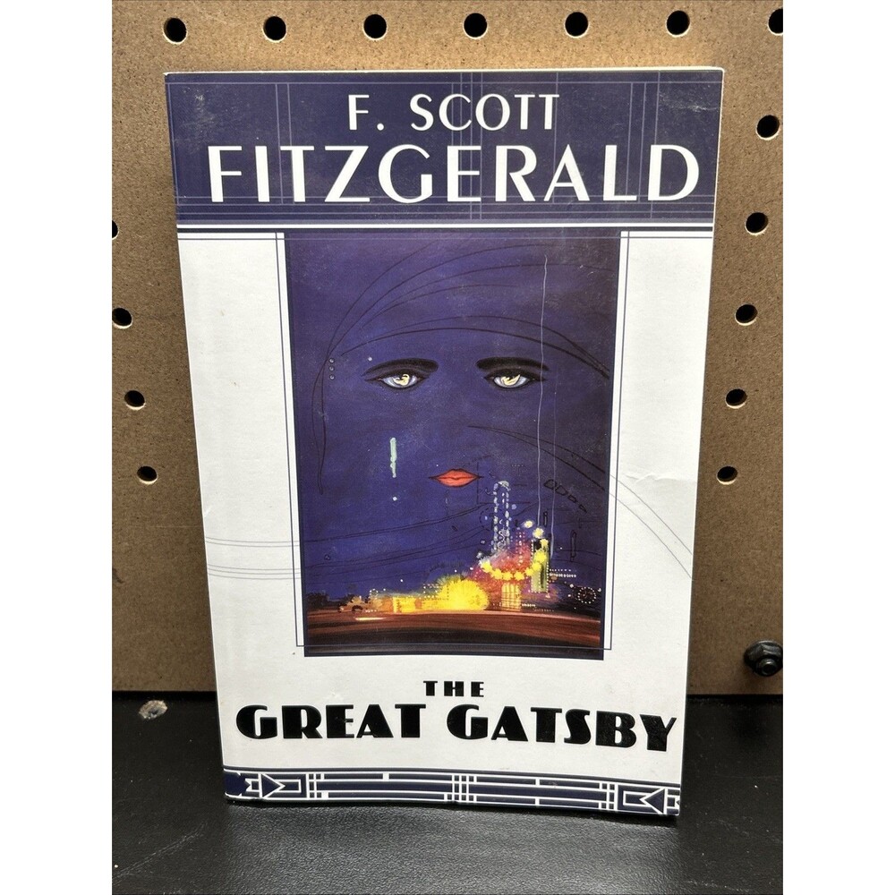 The Great Gatsby - Paperback By Fitzgerald, F. Scott - 2004